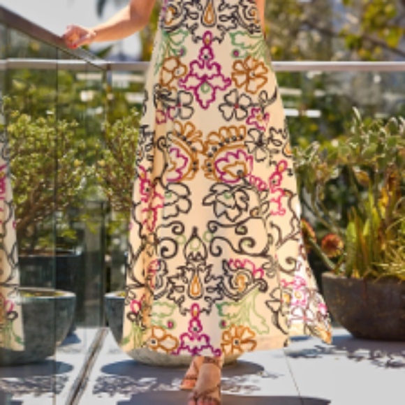 Evereve Zoey Maxi Floral Dress - Picture 8 of 8